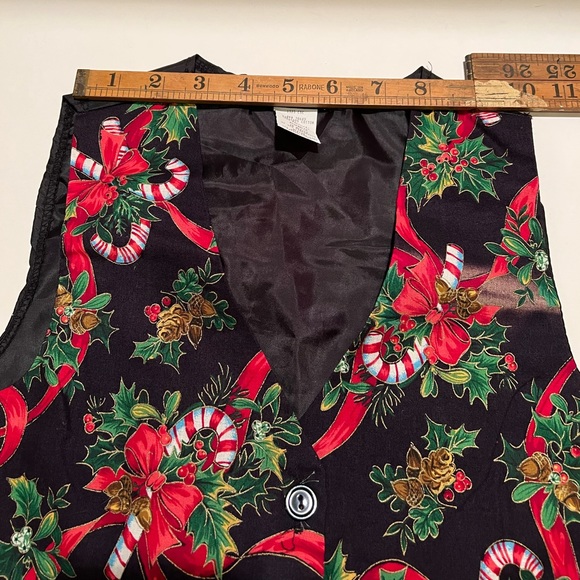 KID’S SADDLE RIVER SPORTSWEAR CHRISTMAS VEST. - Picture 8 of 8